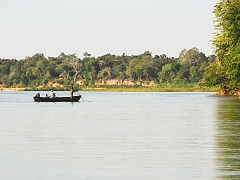 Boating_Safaris_in_the_Selous_River